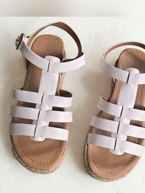 Soda White Gladiator Platform Sandals | Espadrille Cork Sole | Size 8